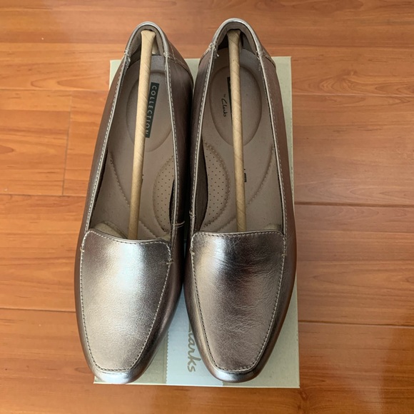 Clarks Juliet Lora Loafer - Picture 3 of 6